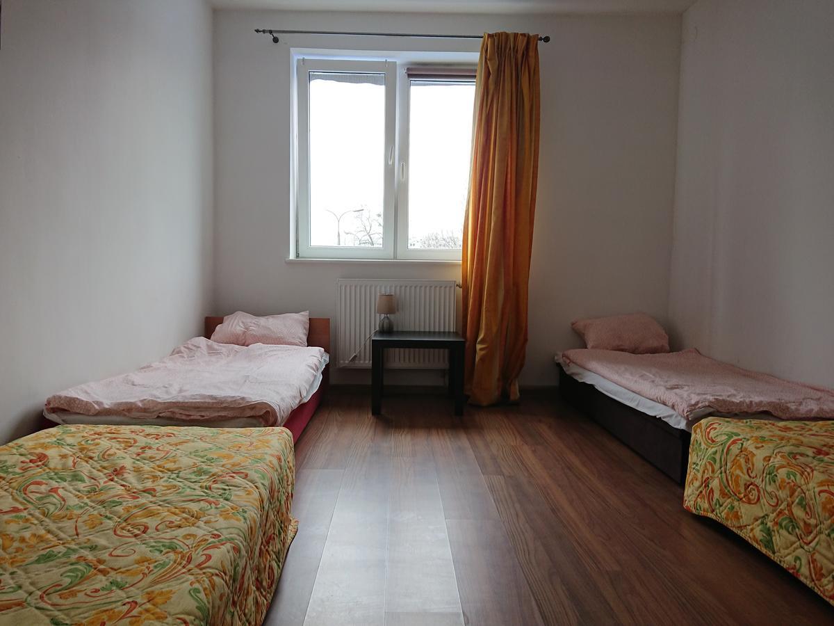 Hostel Kulczynskiego Warschau Buitenkant foto